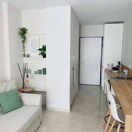 Onar Studio Apartment Thessaloniki